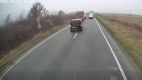 Carnagiu pe şoselele din România! Au murit 7 suporteri într-un accident rutier