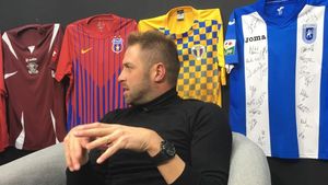 EXCLUSIV | Cristi Pulhac: "Se joacă la pariuri și-n Liga 1, și-n Liga a 2-a! Eu am fost neplătit aproape un an! Erau unii care nu aveau nimic în frigider..." + De ce sunt patronii vinovați!