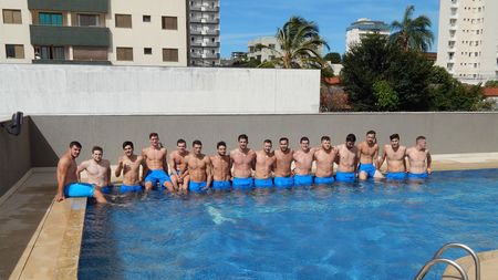 Condiții de "mare-națională" pentru băieții lui Mihăilă și Apostu, care vor debuta luni la Campionatul Mondial de tineret. Handbalul de perspectivă, la ora examenelor! Ce au de apărat fetele de la Under 19, campioane mondiale în 2014?