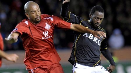 Cel mai neobișnuit contract din lumea fotbalului: clauza trecută de un club în înțelegerea cu un fotbalist!** Jucătorul a fost la un pas să ajungă în Liga I