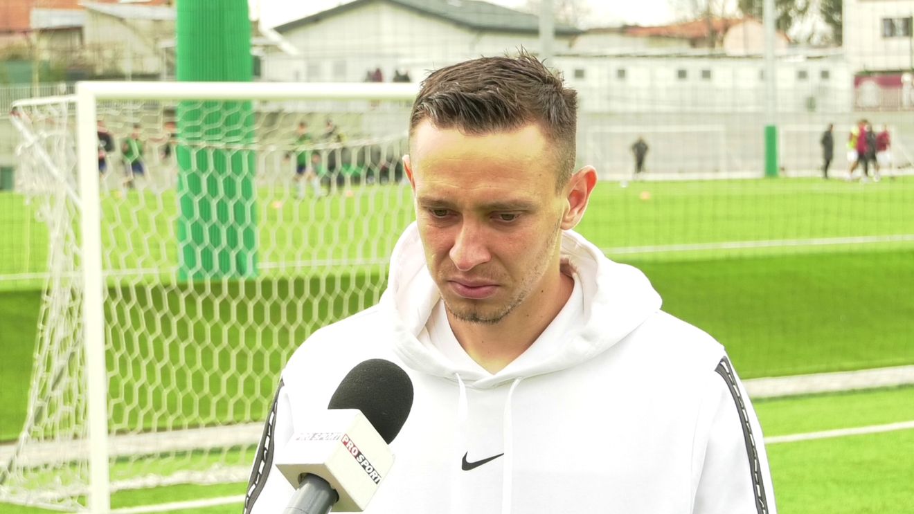 Comisia de Disciplină a FRF i-a decis soarta lui Valentin Costache! Ce suspendare primește fotbalistul de la Rapid după eliminarea din meciul cu Universitatea Craiova