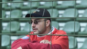 Mihnea Ionescu:"Profesionalismul celor 3 nu se ridică la nivelul lui Dinamo! În vestiar sunt niște mercenari!"