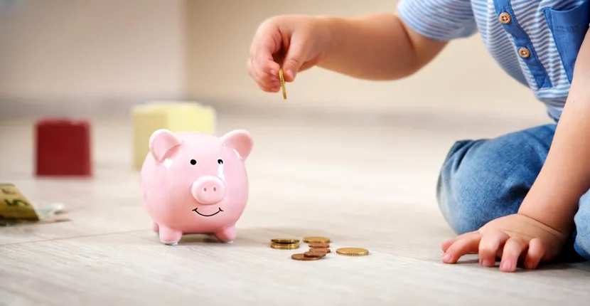 Alocațiile pentru copii se vor dubla! Klaus Iohannis a promulgat legea