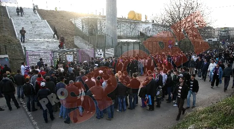 FOTO** Nebunie la porțile lui 