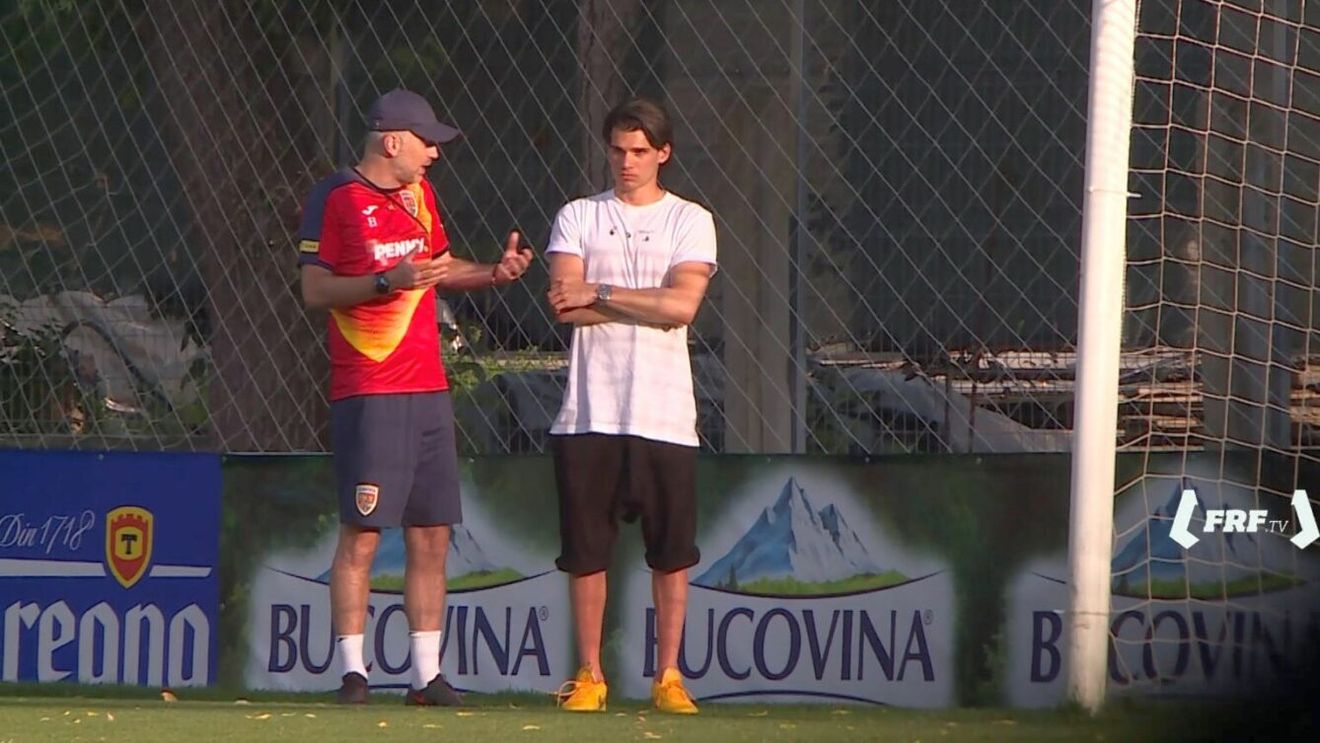 Ianis Hagi, vizită-supriză în cantonamentul echipei naționale, înaintea meciului cu Finlanda: „Talent este, dar trebuie să avem încredere în noi!”