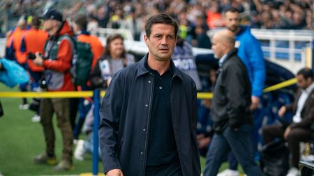 Inter l-a trădat pe Chivu! A ales un fost fotbalist de la Barcelona pentru a-l înlocui pe Simone Inzaghi