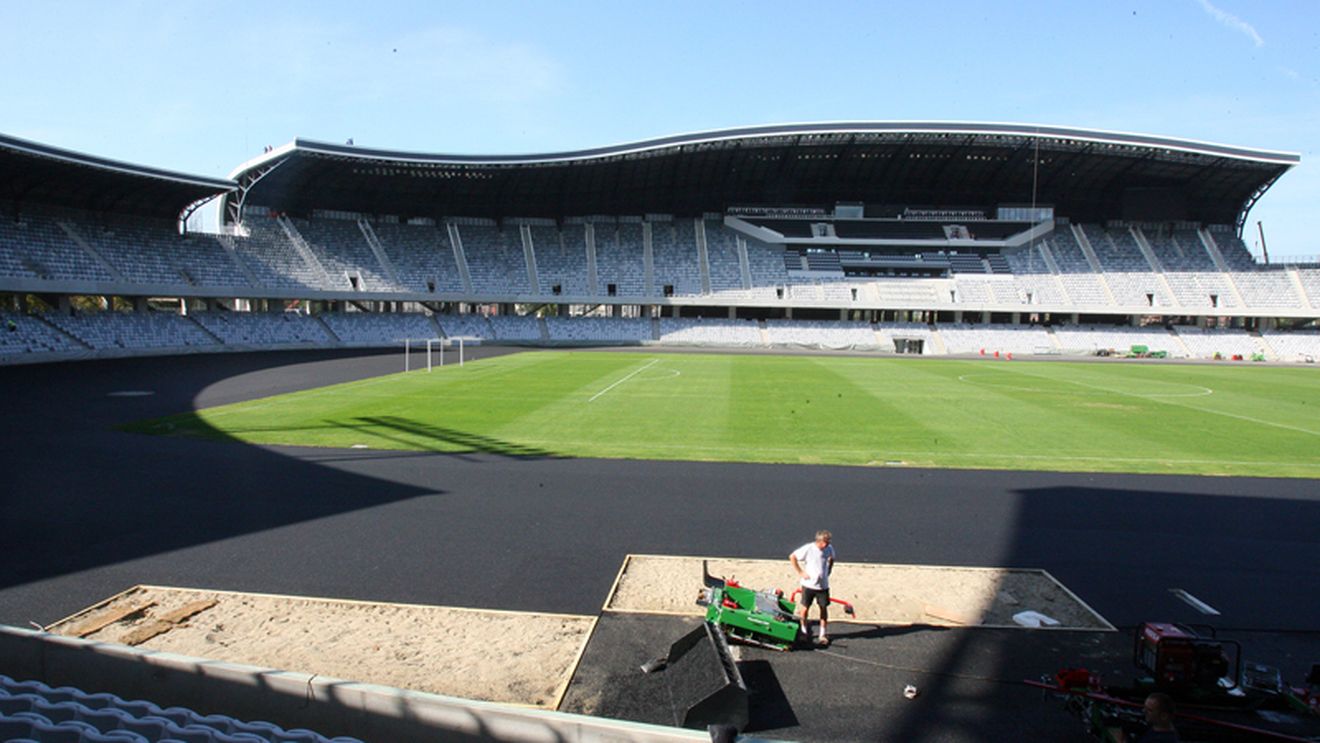 Sandu: "Mă întreb dacă să mă mai duc la inaugurarea Cluj Arena!"** VEZI DE CE!