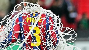 Îi va cădea Shakira în plasă? VIDEO Ce suvenir inedit i-a luat Pique de pe Wembley