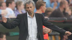 Presa din Germania a făcut anunțul! Lucien Favre este out după înfrângerea cu Bayern Munchen. Cine este favorit să-i ia locul pe banca Borussiei Dortmund