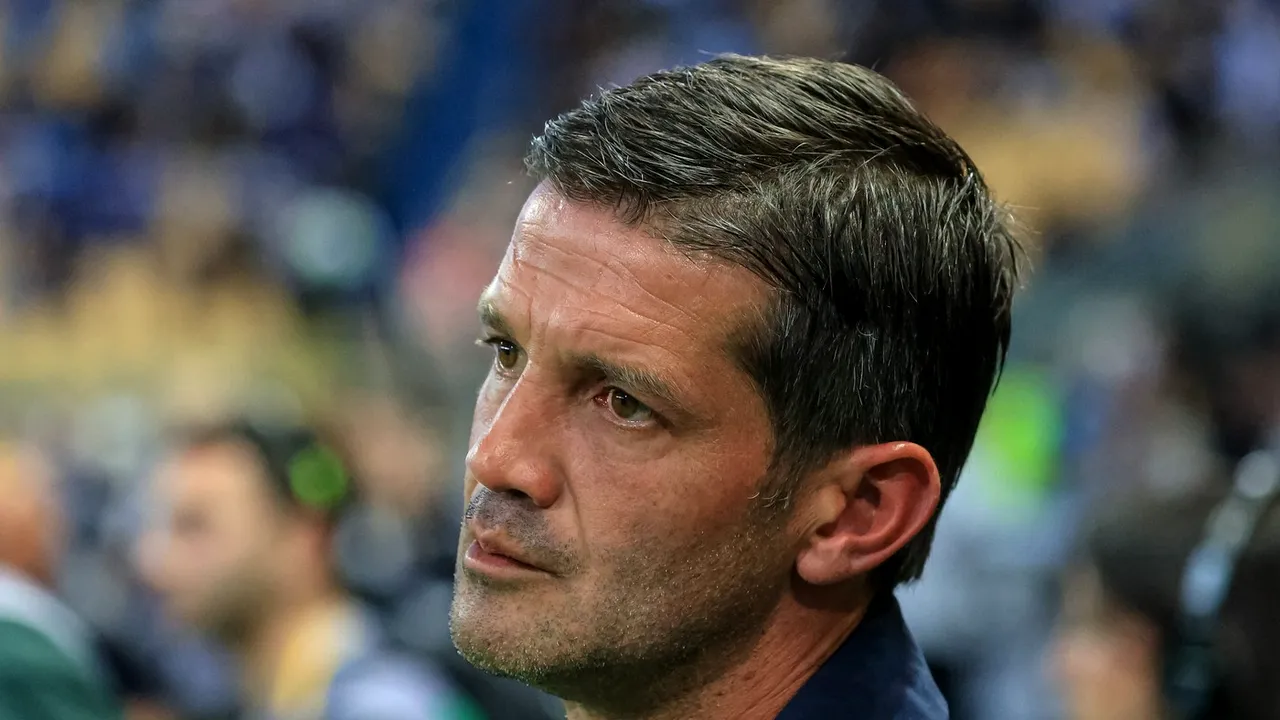 Ce notă a primit Cristi Chivu de la italieni, după Parma – Napoli 0-0, un meci cum rar se vede și în care a primit cartonașul roșu
