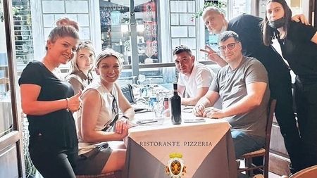 Cum a reacționat Simona Halep când s-a văzut într-o fotografie memorabilă alături de Toni Iuruc: „Chiar ne stă bine!" FOTO și VIDEO