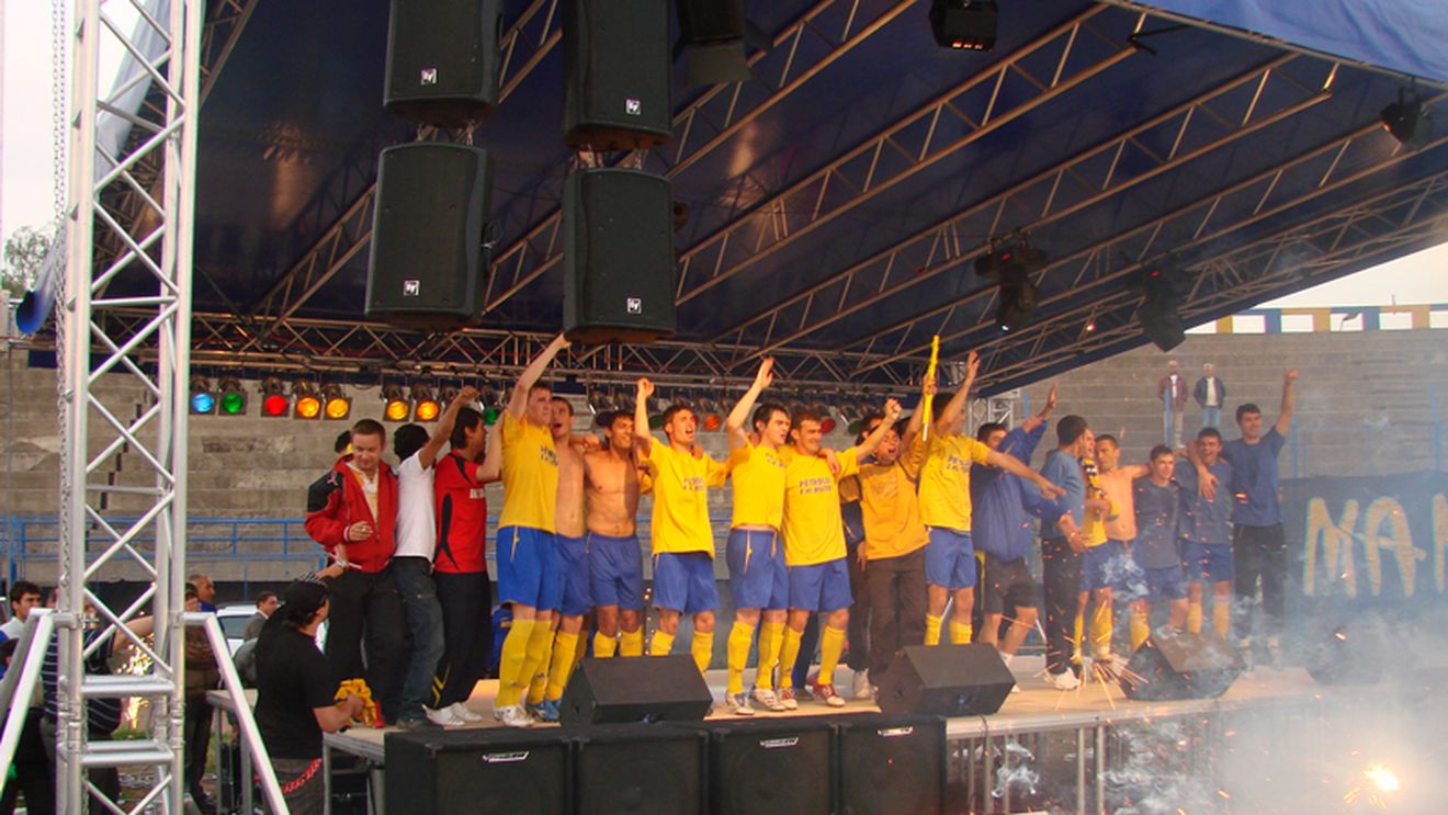 Urletul "lupilor galbeni"