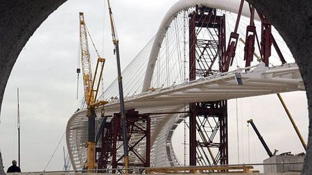 Platini nu abandonează extinderea către est