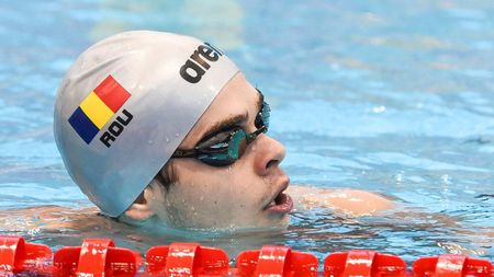 Culisele retragerii șoc a lui Robert Glință: „A fost prezent și nimeni nu se aștepta la asta!”. La ce vârstă a ajuns prima oară în bazinul de înot | SPECIAL