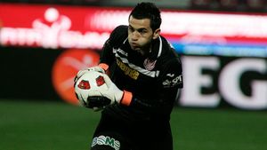 Hulit de ai lui, luat la mișto de rivali!** Fanii lui "U" au făcut petiție ca Nuno să rămână la CFR: "Are mâinile rare și ia gol de la 7 străzi"