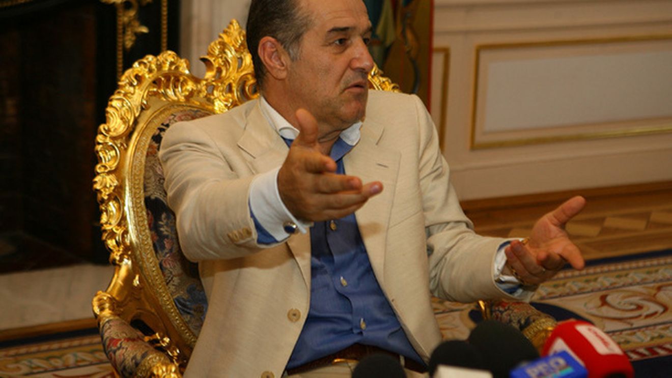 Ai aceeași părere? O legendă a roș-albaștrilor dă cărțile pe față și are curaj să declare:** "Becali e RĂ‚UL Stelei"