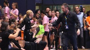 CSM București va avea ambii antrenori la Campionatul Mondial de handbal feminin! Adi Vasile a fost cooptat în staff-ul lui Per Johansson la naționala Muntenegrului. "Totul a fost pe fast-forward!"
