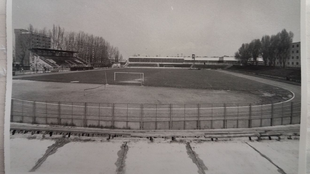 Camere cu suprafețe de peste 50 de metri pătrați după demolarea Tractorului! Cum era prezentat Complexul Sportiv din Brașov, desființat cu acordul Guvernului: „Un stadion cu 10.000 de locuri..."