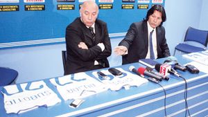 EXCLUSIV Napoli:** "Nici până acum nu am semnat contractul cu Universitatea!" Craiova poate fi amendată