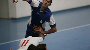 Puștii lui Petre Ghervan au învins pe Dinamo, scor 30-25, chiar la București