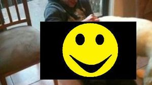 VIDEO** Cel mai bun prieten al omului? Un star al rugby-ului a fost surprins mimând sex oral cu un câine!