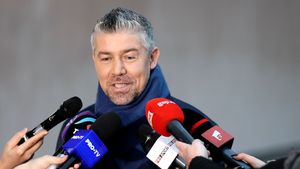 Bogdan Mara a explicat care este ierarhia la Astra Giurgiu, după condamnarea patronului. „El are drept de semnătură. Suntem susținuți de familia Niculae” | VIDEO