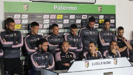 George Pușcaș și colegii săi și-au cerut drepturile într-o conferință de presă inedită: "Suntem șocați, vrem să ne facem auziți!". Ce reproșează jucătorii lui Palermo, după ce echipa a fost retrogradată în Serie C