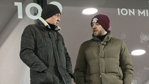 Victor Angelescu s-a năpustit asupra lui Cătălin Cîrjan: „Foarte urât! Șucu i-a dat bani și l-a chemat la el acasă!”