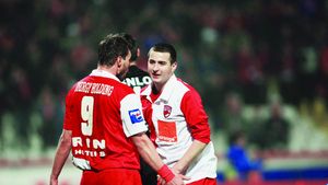 Ianis Zicu, dezvăluiri din perioada în care juca la Dinamo. „Mi-a dat să fac 2000 flotări într-o băltoacă”