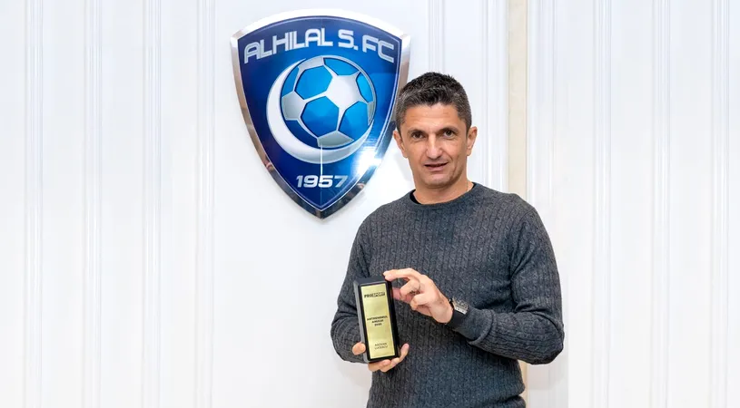 Răzvan Lucescu a primit trofeul ProSport la Riyadh, după ce a fost ales antrenorul anului 2020 | GALERIE FOTO