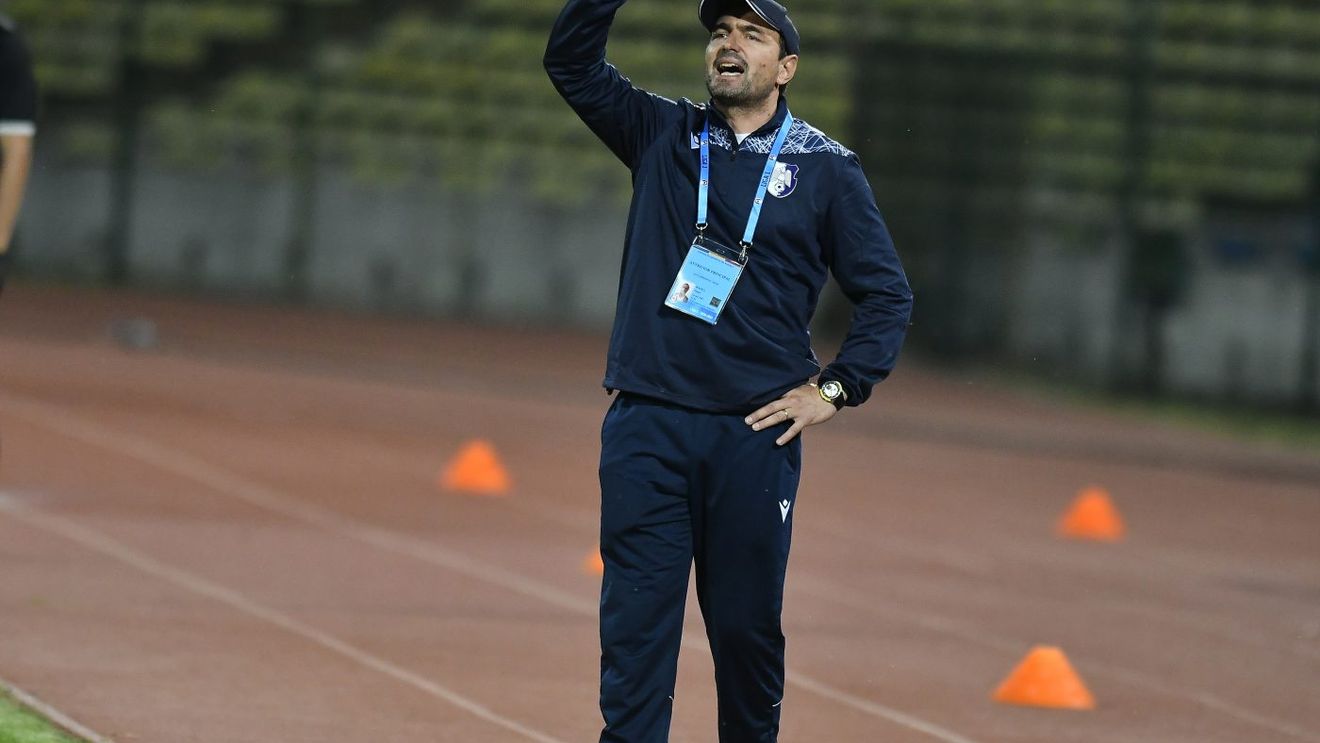 Ionuț Badea a fost dat afară de la FC Argeș! Clubul a anunțat cine va sta pe bancă la partida cu Astra Giurgiu