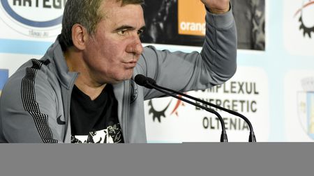 Viitorul pierde din intensitate, Hagi își vede de drumul lui: „Am o echipă care abia acum vede ce înseamnă să joci la nivelul ăsta. Sunt mândru de ei, chiar dacă îi mai cert"

