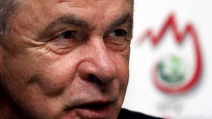 Hitzfeld vede o finală Germania - Rusia