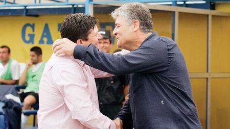 Pustai stă la pândă!** Tehnicianul Gazului e favorit să preia Dinamo dacă pleacă Ando