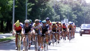 Turul României, o competiție doar pentru buzunarele organizatorilor