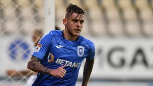 Echipe de top din Italia se luptă pentru semnătura lui Alexandru Cicâldău. Câți bani cere Universitatea Craiova pentru mijlocaș