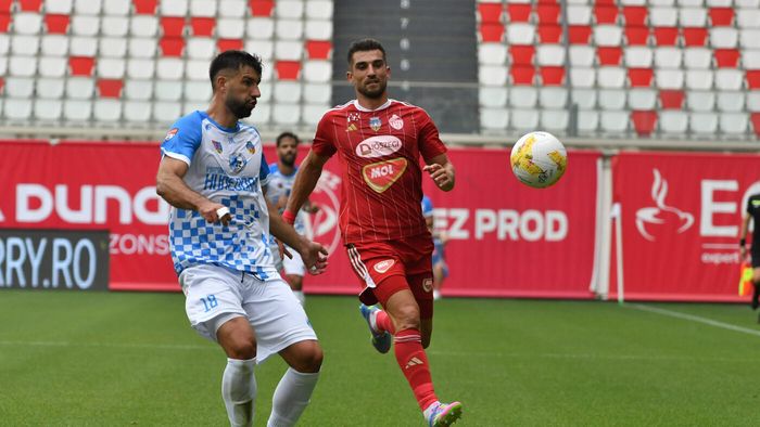UTA s-a ”întărit” în ofensivă cu un atacant pe care Ovidiu Burcă l-a schimbat la pauză în ultimul meci din Liga 2