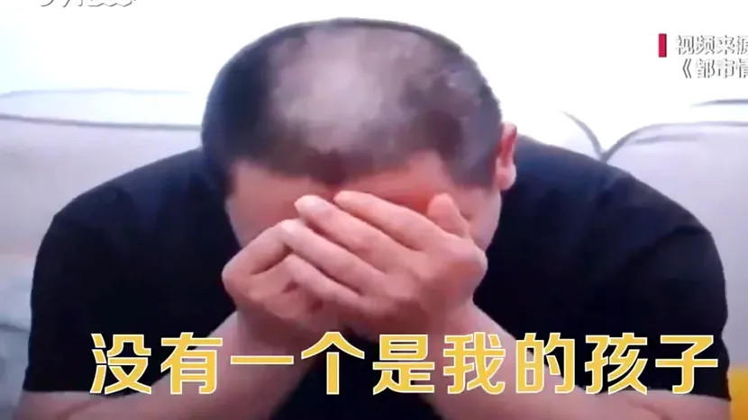 Un bărbat din China cere divorțul de soția sa, după ce a descoperit că niciunul din cei trei copii nu era al său