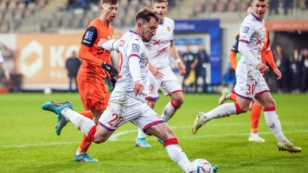 Dinu Gheorghe, mesaj pentru dinamoviști după ce au dat de pământ cu Deian Sorescu pentru transferul la FCSB: „Datorită lui, Dinamo a trăit câteva luni bune!” | VIDEO EXCLUSIV ProSport Live