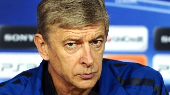 Arsene Wenger se ia de Mourinho**: "Ce a făcut la Amsterdam e rușinos!"