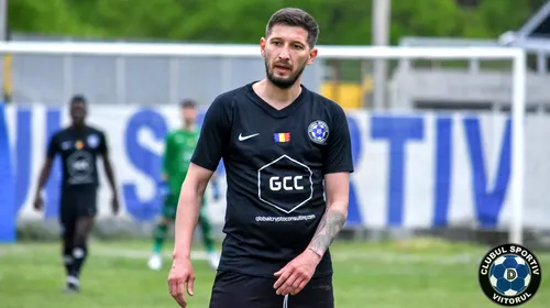 Echipa lui Mihai Costea, învinsă acasă în manșa tur a barajului de promovare în Liga 2. Unul dintre goluri, reușit dintr-un penalty controversat acordat de arbitrul Ionuț Coza