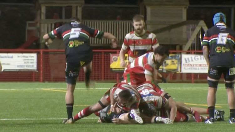 Scandal uriaș în rugby! Fanii cer suspendarea pe viață a unui jucător după un gest șocant