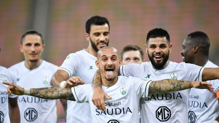 Alexandru Mitriță, spectacol într-un meci cu șapte goluri! Victorie pentru Al Ahli, care este la un pas în spatele echipei lui Răzvan Lucescu