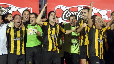 VIDEO** Penarol, campioană în Uruguay