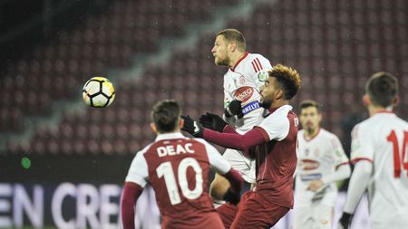 Becali aruncă "bomba" cu două zile înaintea finalelor pentru titlu și anunță că transferă de la CFR: "Plătim clauza! 1000% vine la noi, nu e vrăjeală!" Reacția lui Iuliu Mureșan 