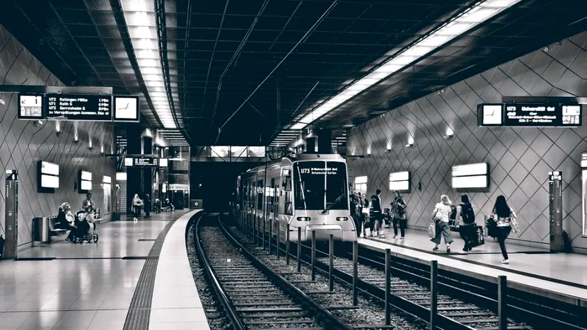 Cum vom putea să circulăm cu metroul după 15 mai! Ministrul Transporturilor a anunțat ce măsuri de siguranță va lua