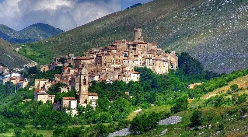 Vrei să locuiești într-o zonă de vis din Italia? Ofertă incredibilă a autorităților unui sat