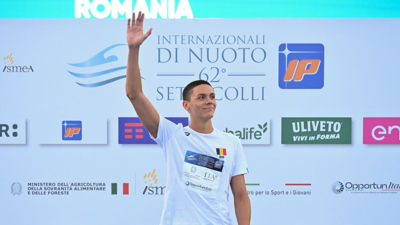 David Popovici, gest superb după medalia de aur de la 200 de metri liber! Cui i-a dedicat victoria: „Vreau să afle de la voi”