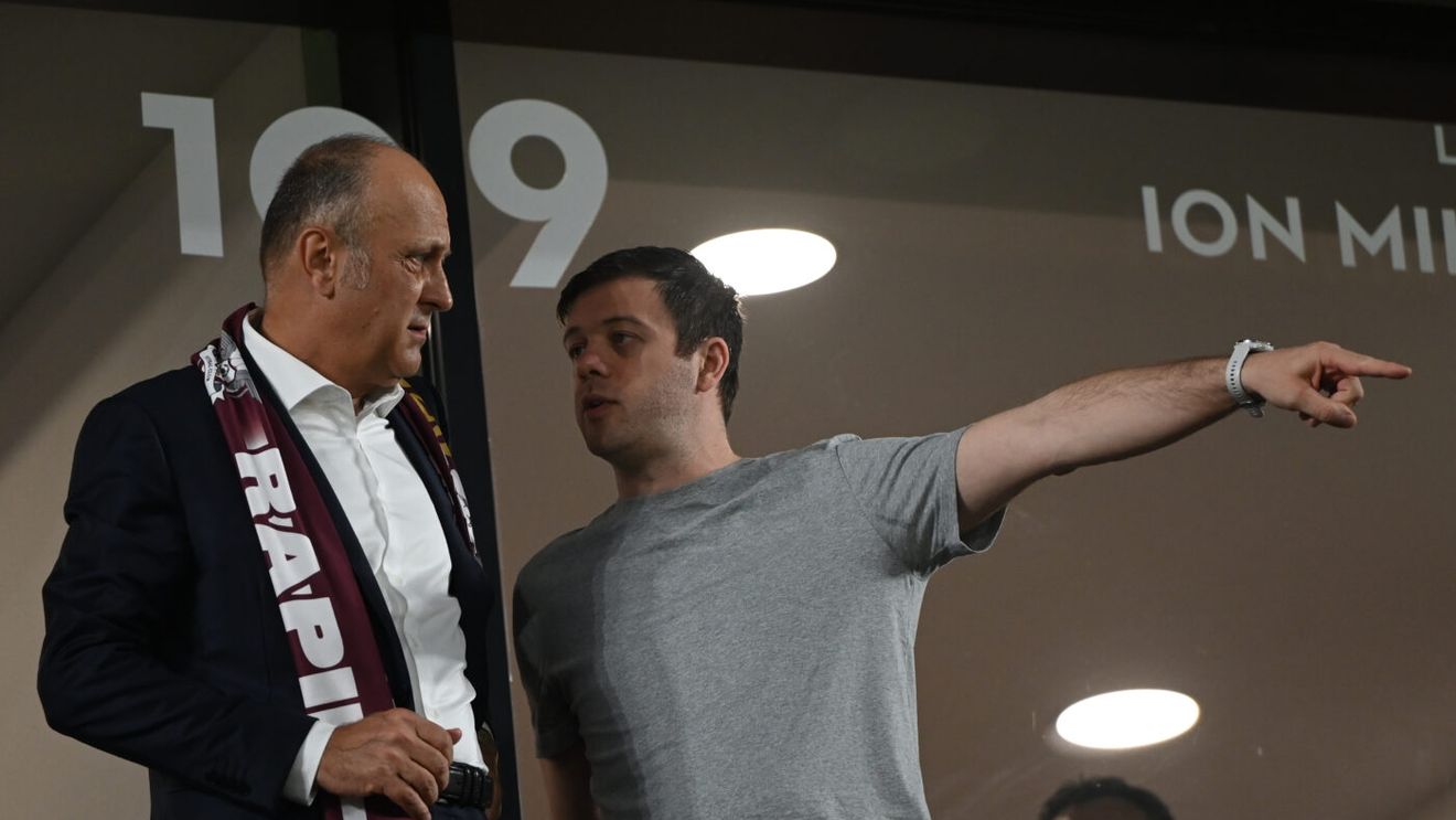 „Plătește clauza de reziliere. E simplu”. Transferul verii la Rapid se face pe repede înainte. EXCLUSIV