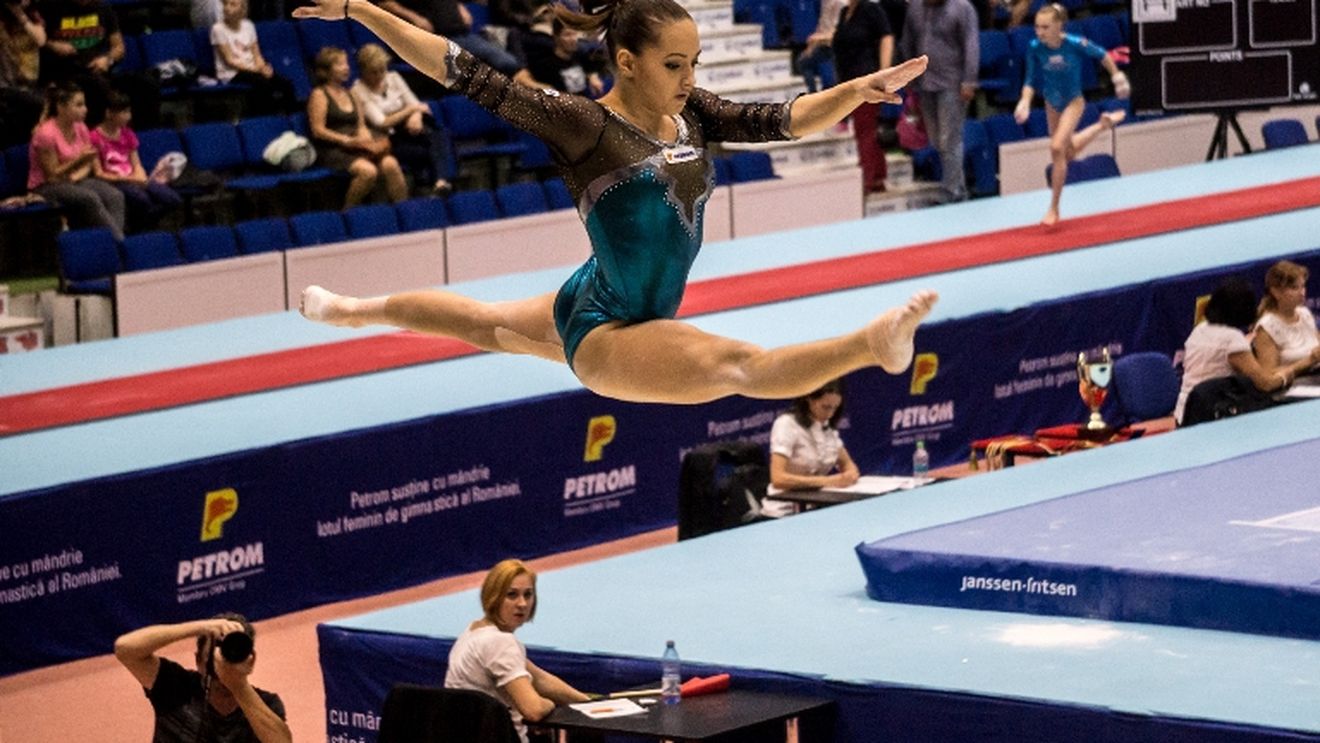Larisa Iordache - campioană națională absolută cu un total de 61.100 puncte. Dinamo, primul titlu la echipe (feminin) din ultimii zece ani. Ponor, menajată pentru Mondiale